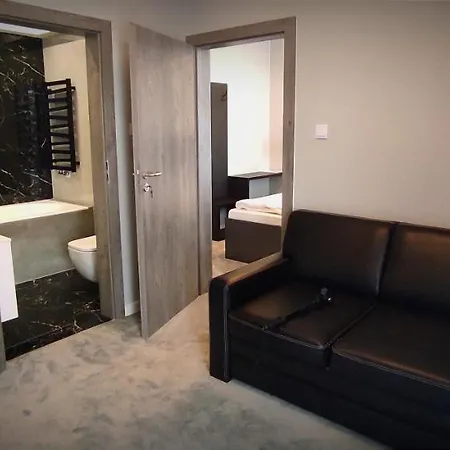 Nova Stodola Szálloda Kłomnice