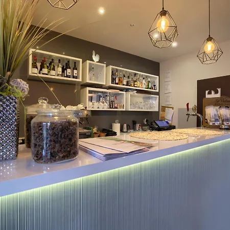 Nova Stodola Szálloda Kłomnice