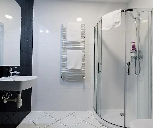 Nova Stodola كوومنيتسا